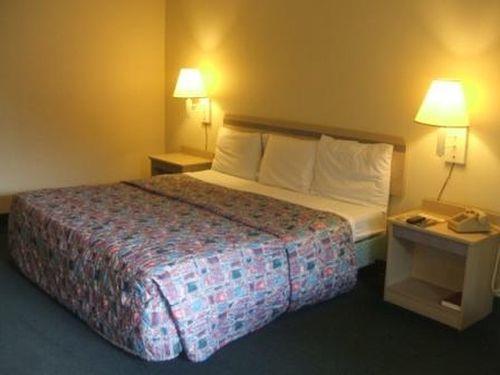 Regency Inn And Conference Center Clinton Cameră foto